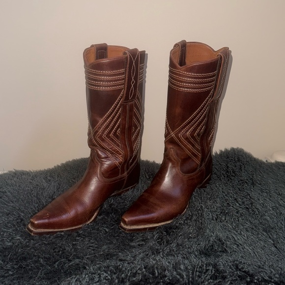 Ranch Road boots - Picture 1 of 10